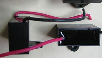 哪些因素會(huì)影響CBB61電容器容量大??？