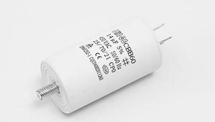 如何檢查油煙機(jī)電容器的電容量？